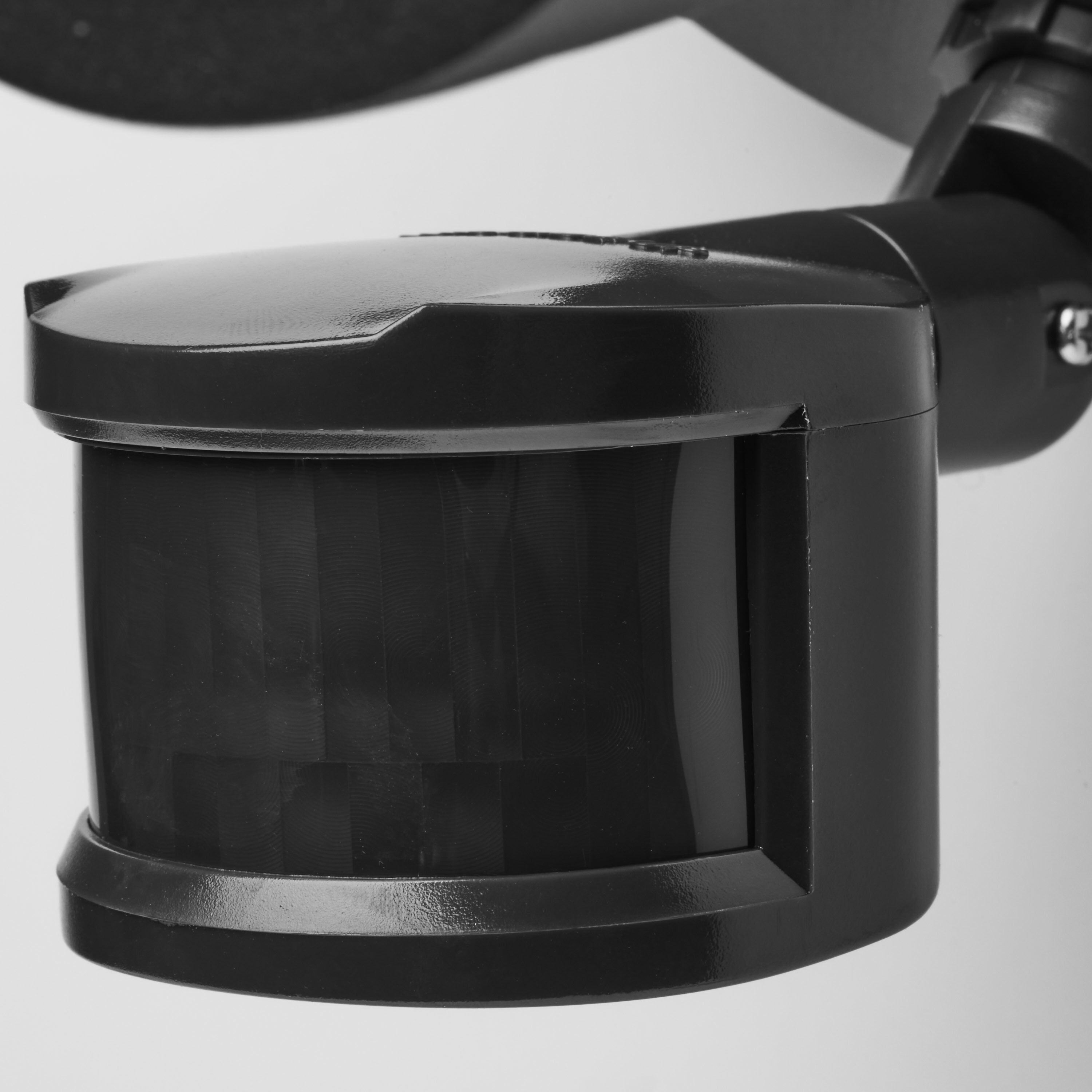 Brentwood LED 6 inch Black Security Light