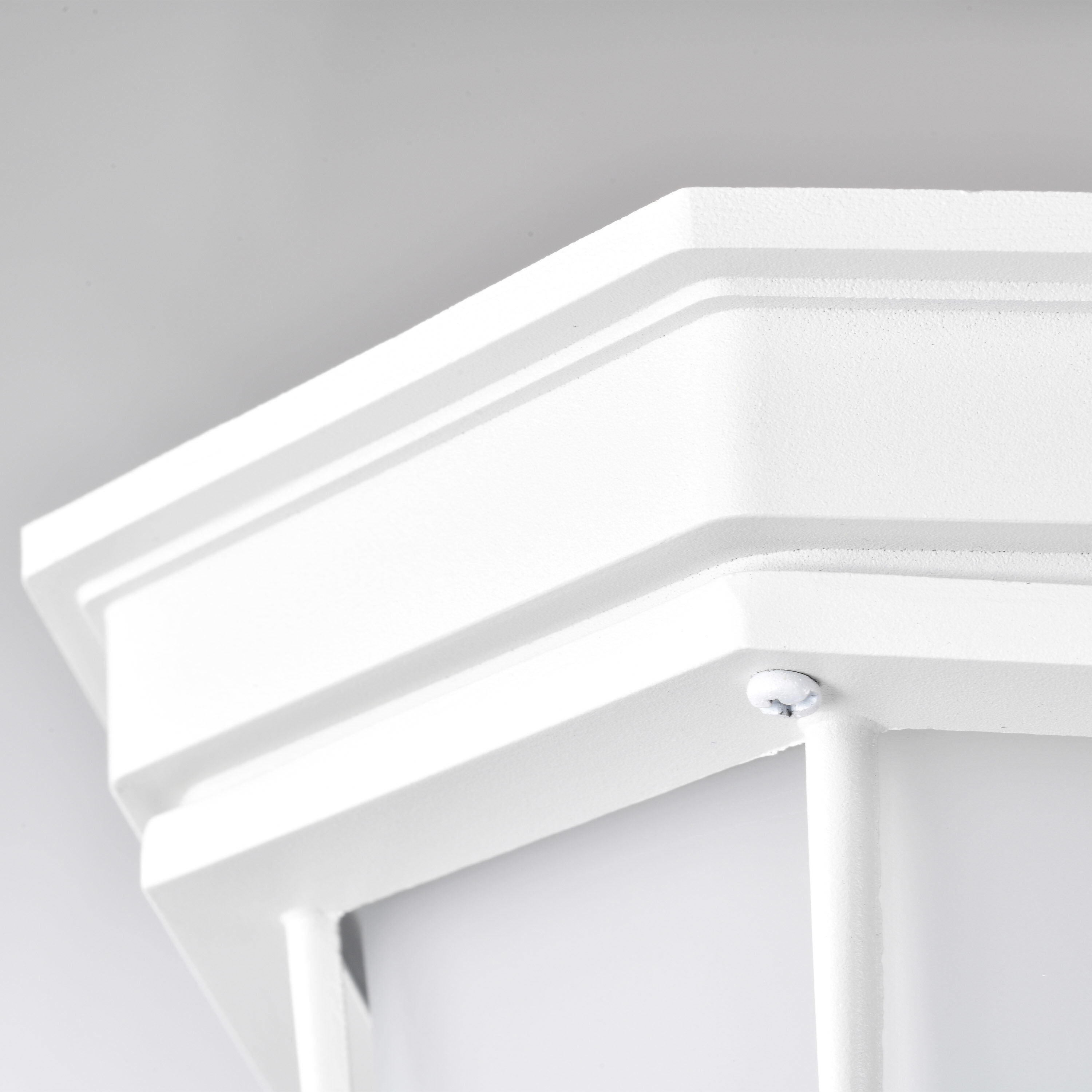 Brentwood LED 5 inch White Bulkhead