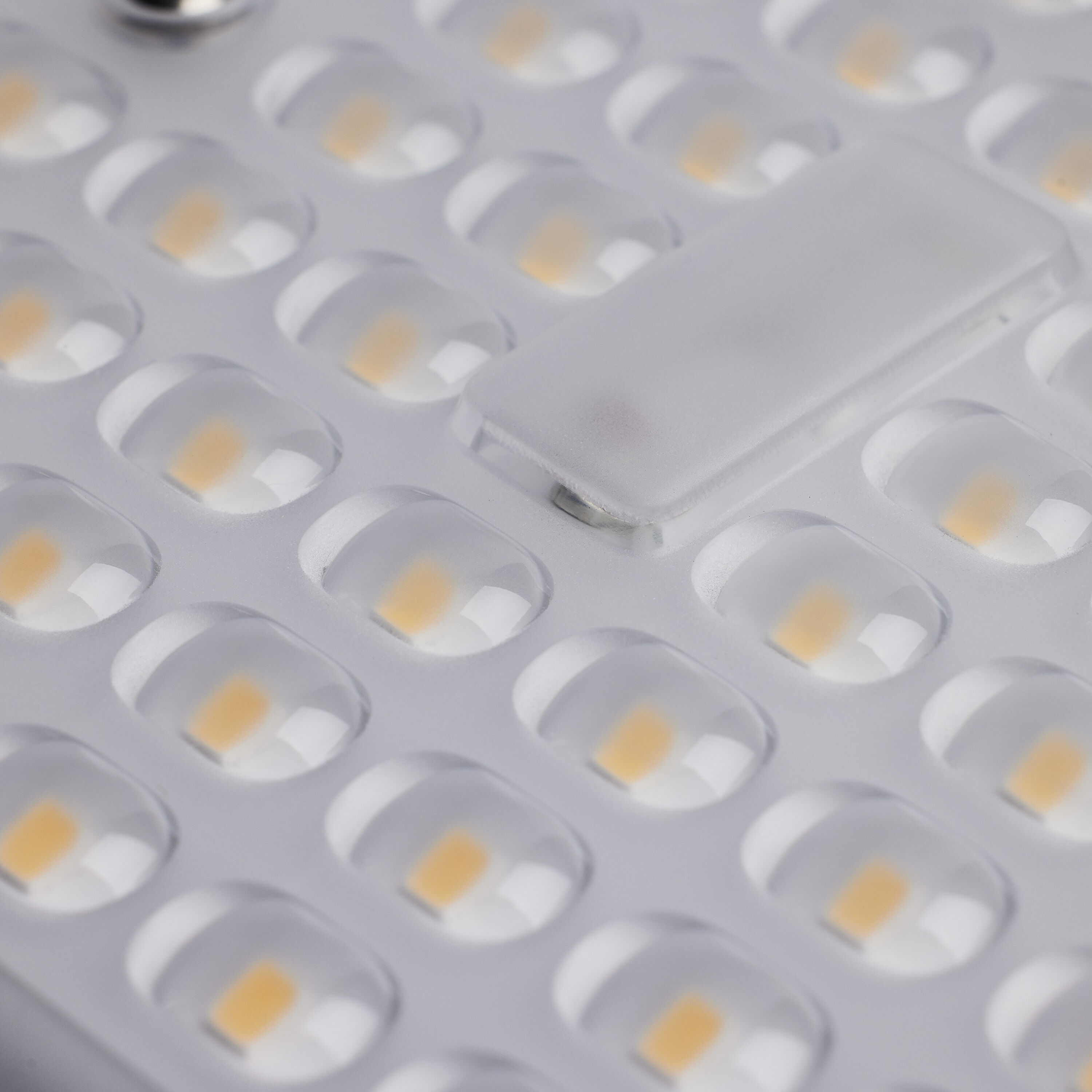 Brentwood 277V 90.00 watt Bronze Landscape Flood Light