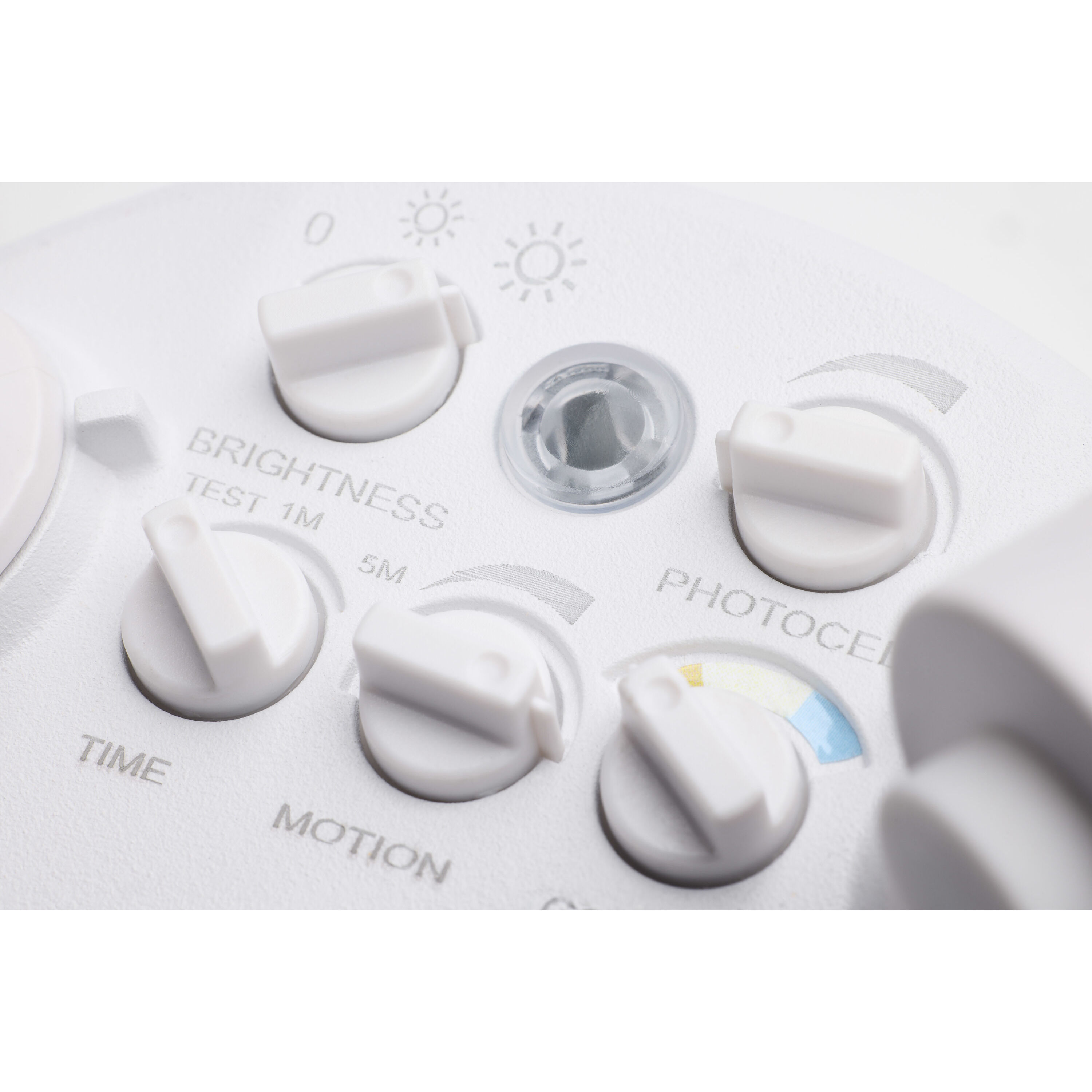 Brentwood LED 4.41 inch White Outdoor Flood Light