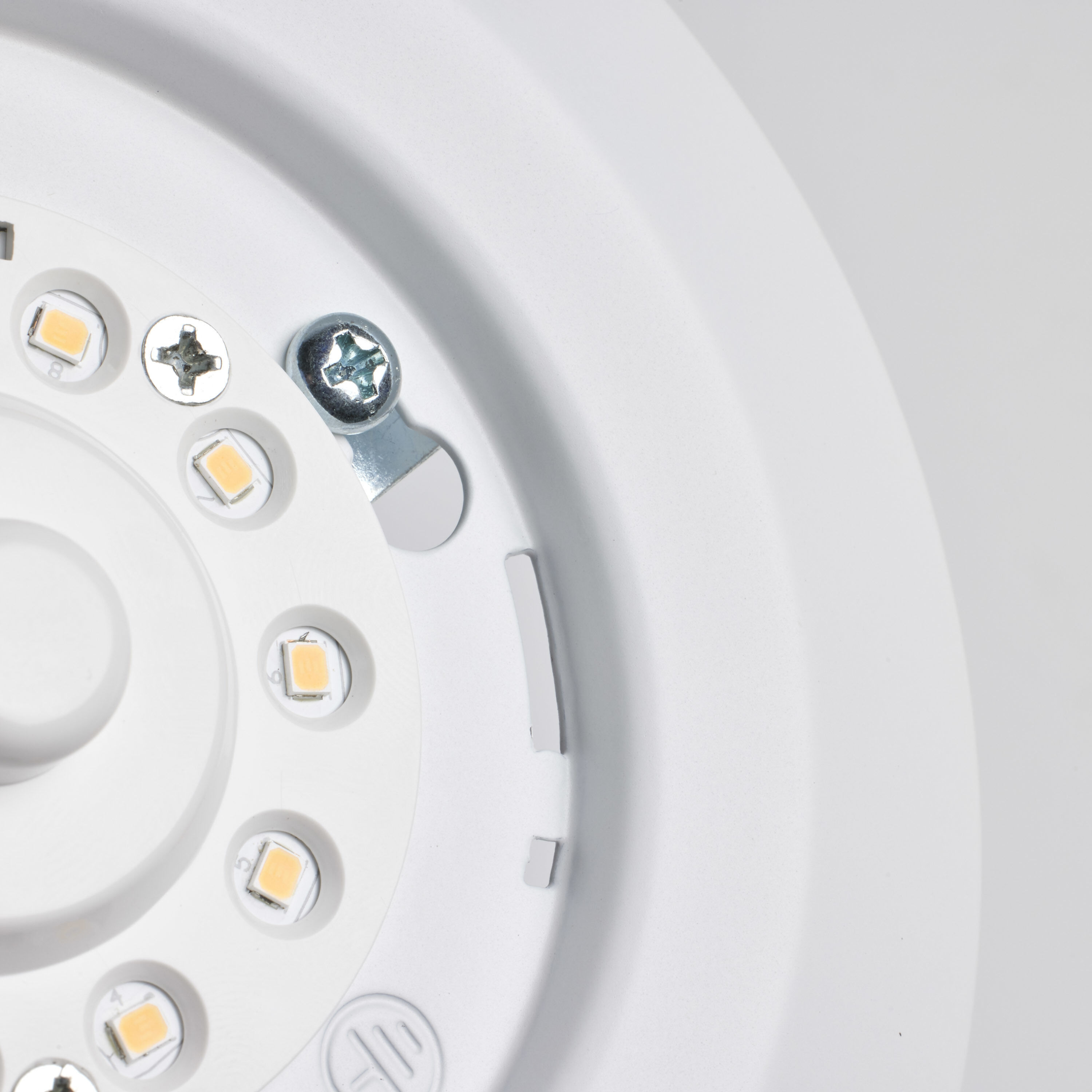 Brentwood Integrated LED White LED Disk