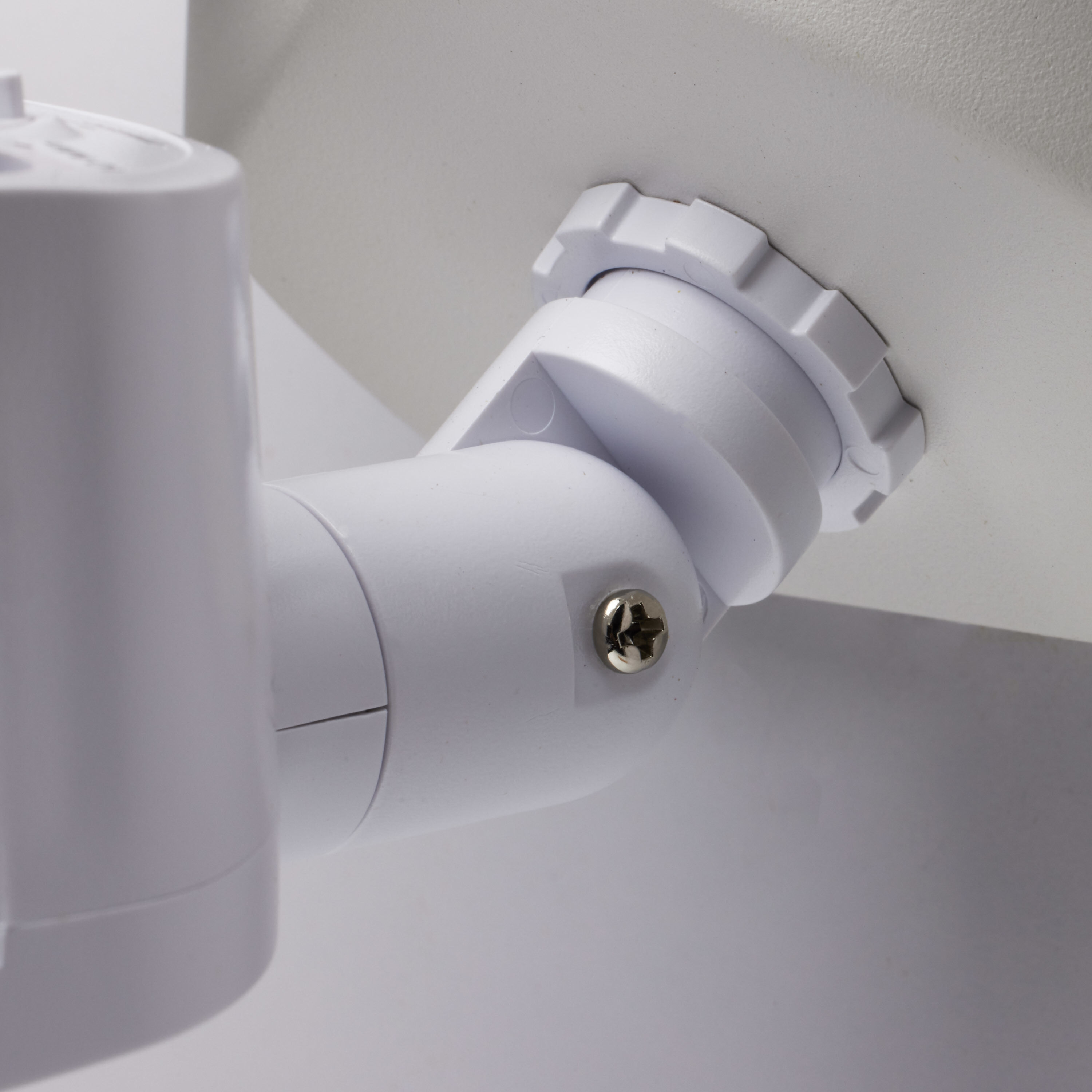 Brentwood LED 4 inch White Outdoor Security Light