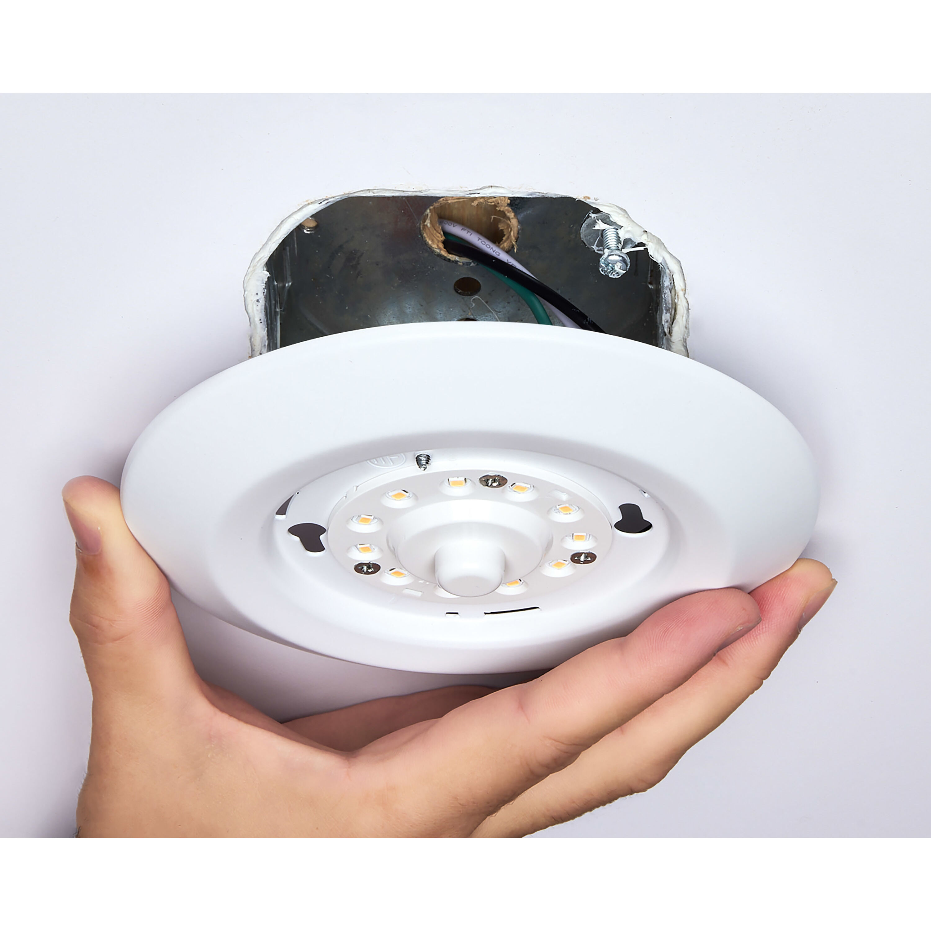 Brentwood Integrated LED White LED Disk