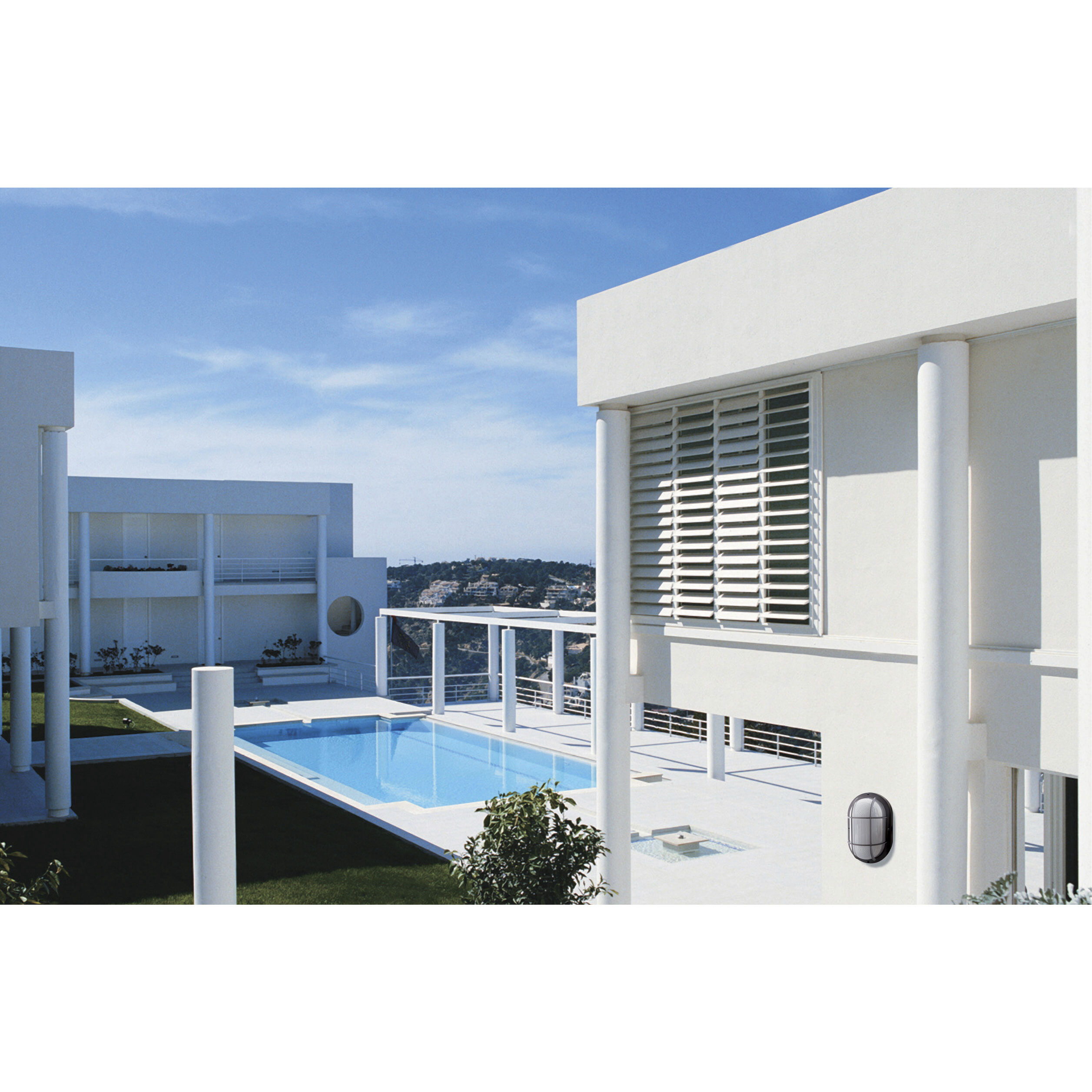 Brentwood LED 11 inch Black Outdoor Bulk Head