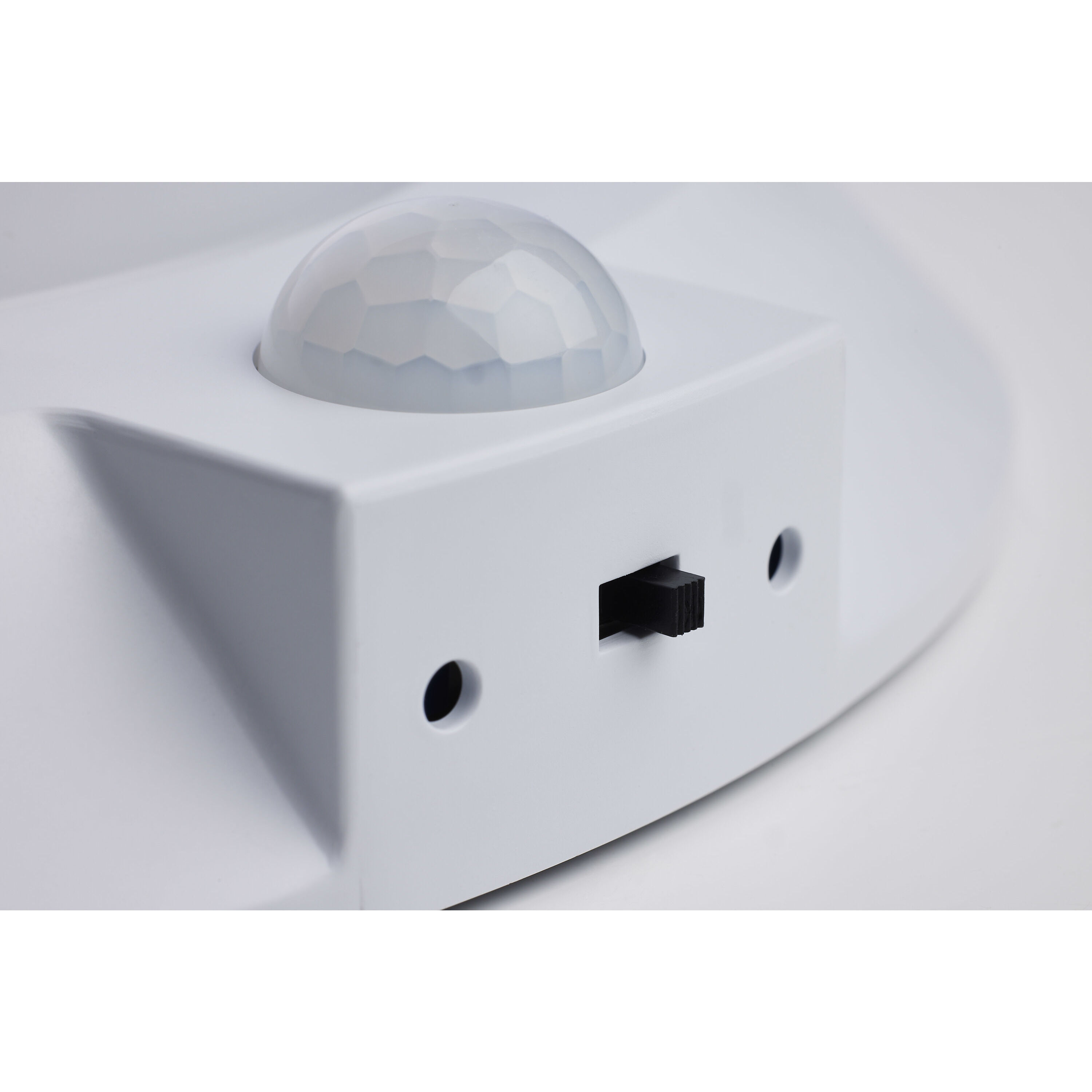 Brentwood LED 7.06 inch White LED Disk Light Ceiling Light